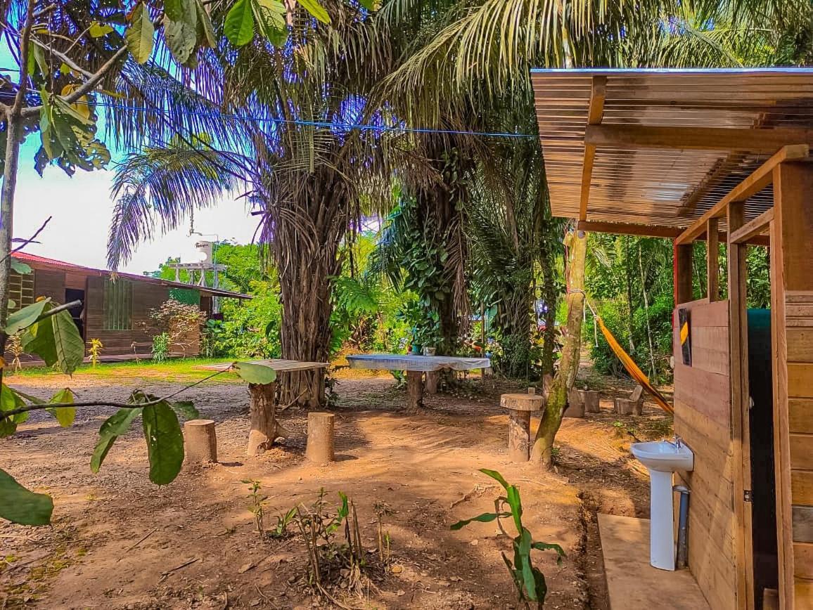 Rosa'S House Hotel Puerto Maldonado Exterior photo